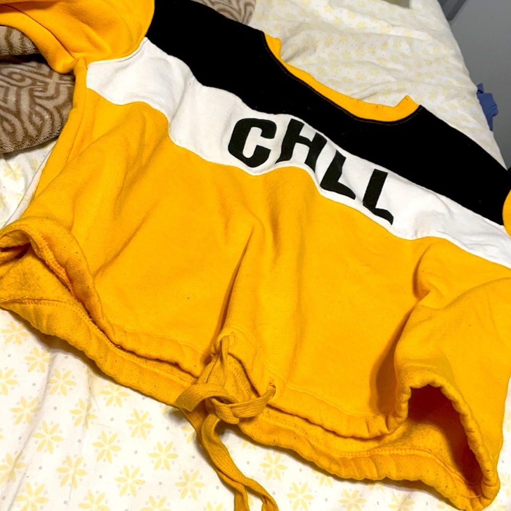 Cute crop top long sleeve